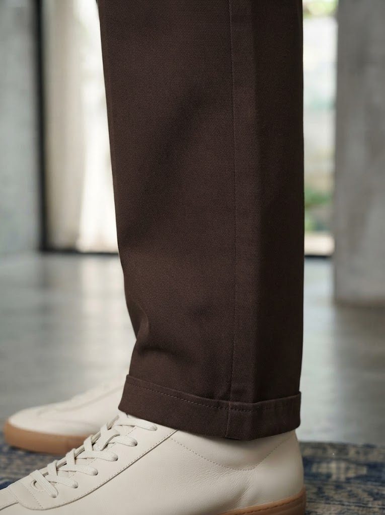 Pleated Dark Brown Chino, hem view