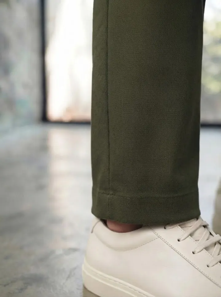 Bemount Pleated Deep Olive Chino, hem view