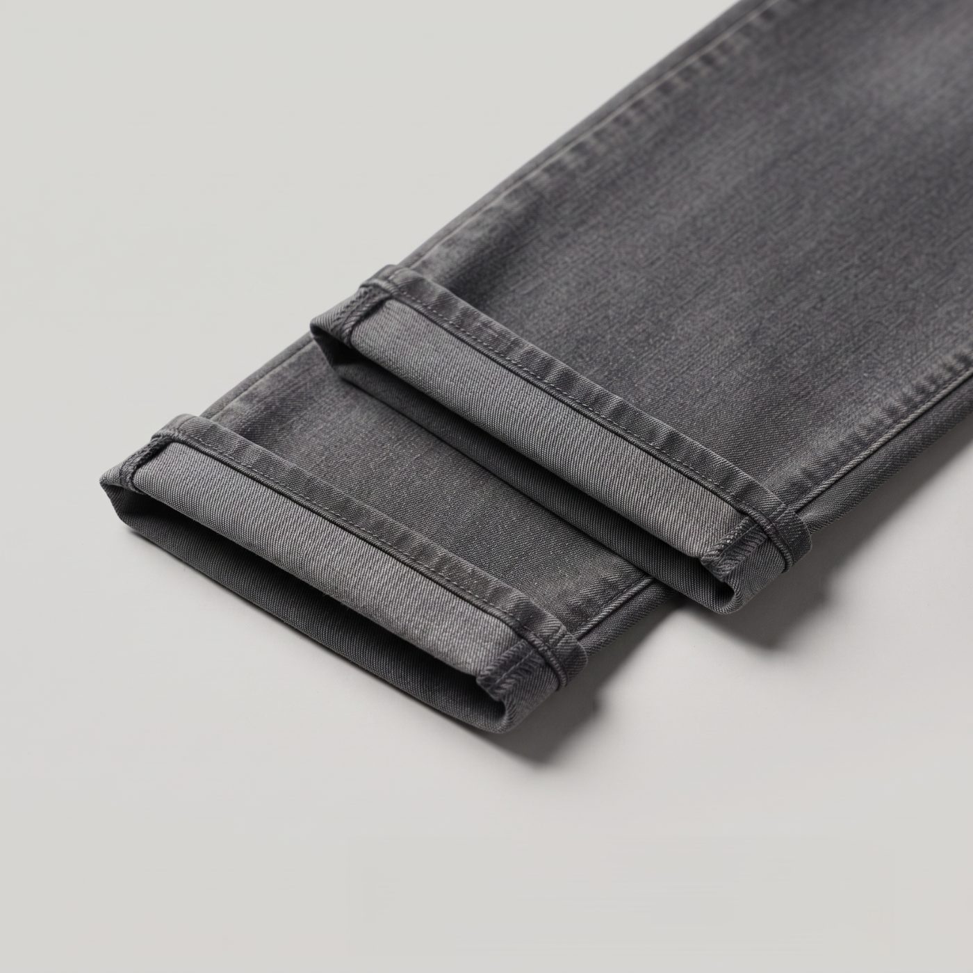 Bemount Bemount Concrete Soul Straight Jeans in Concrete Grey, hem view