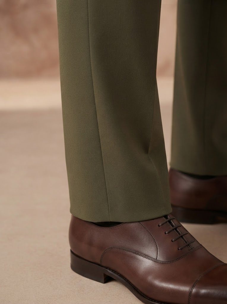 Statement Olive Tailored Trouser, hem view